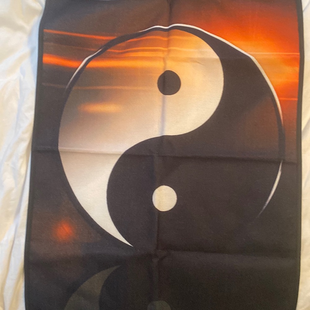 Wall Yong/Yang Art work.Ready to hang.18’’X26’’H